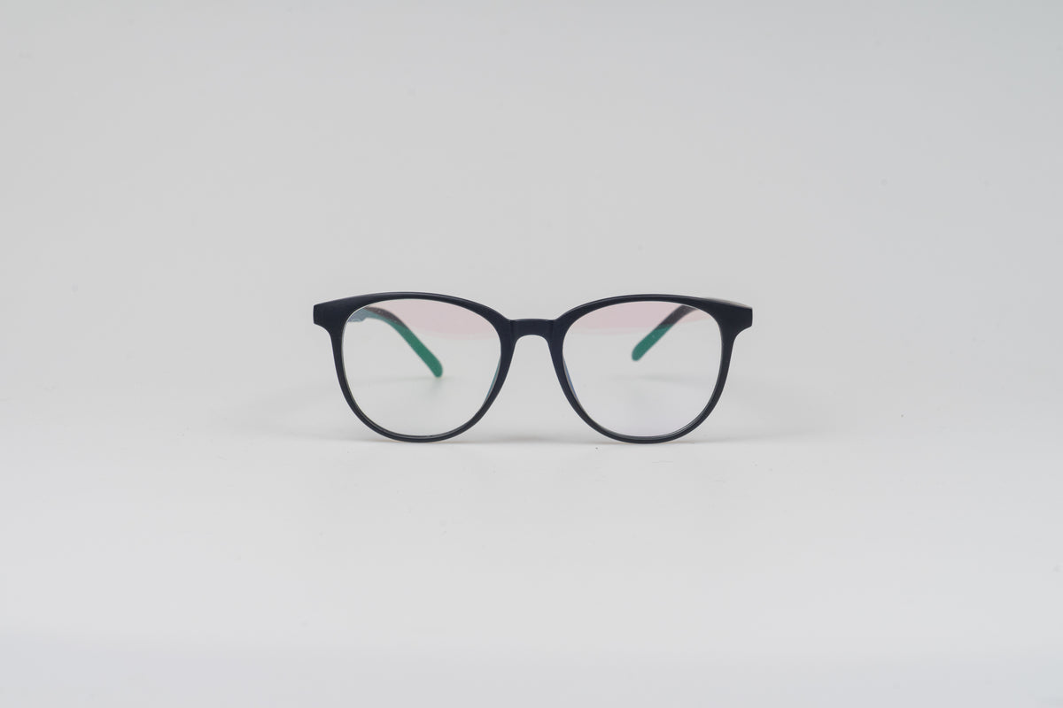 L36 Black