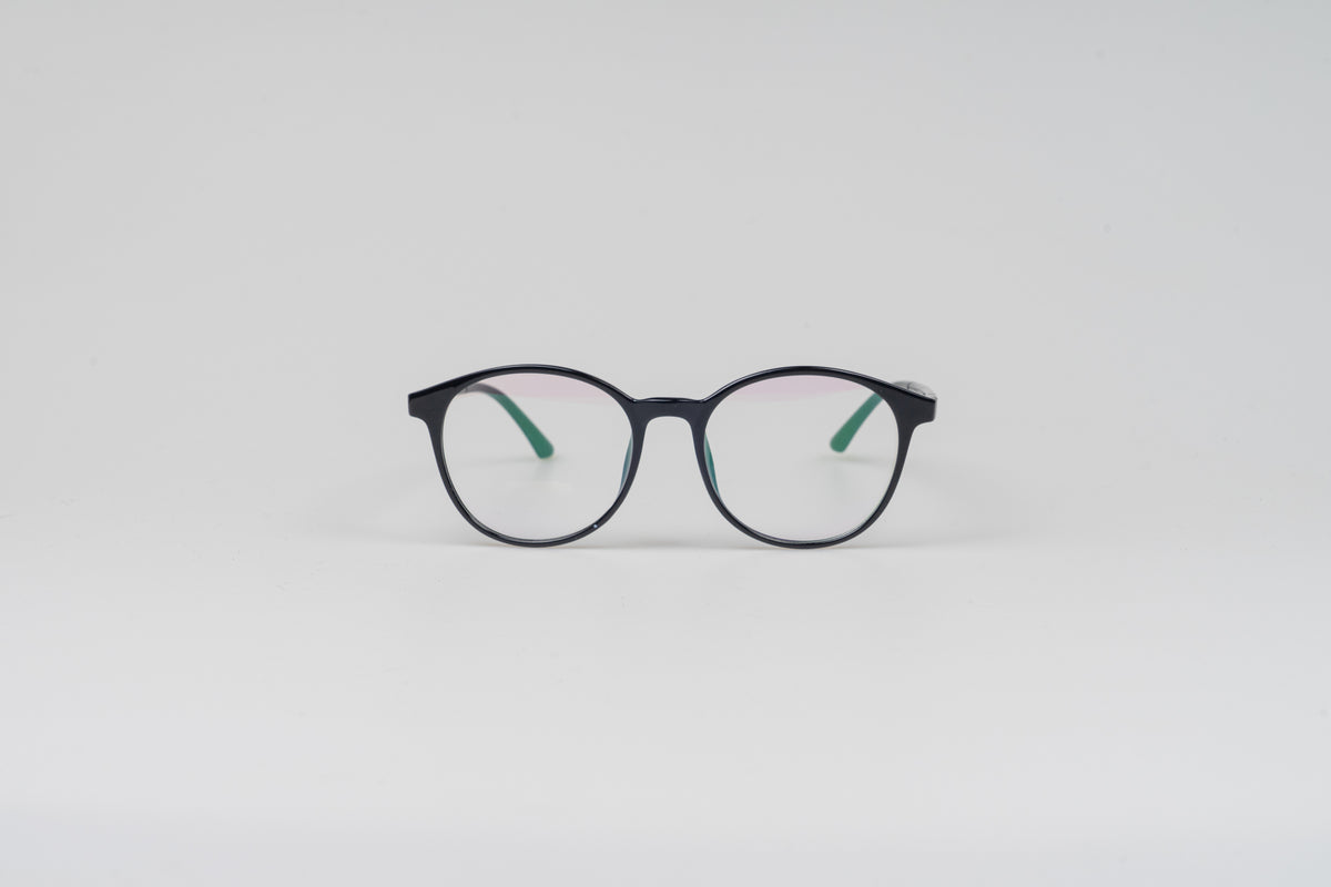 L106 Black